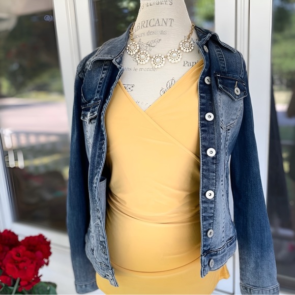 New Women’s Anne Klein Sleeveless Blouse - Picture 4 of 5